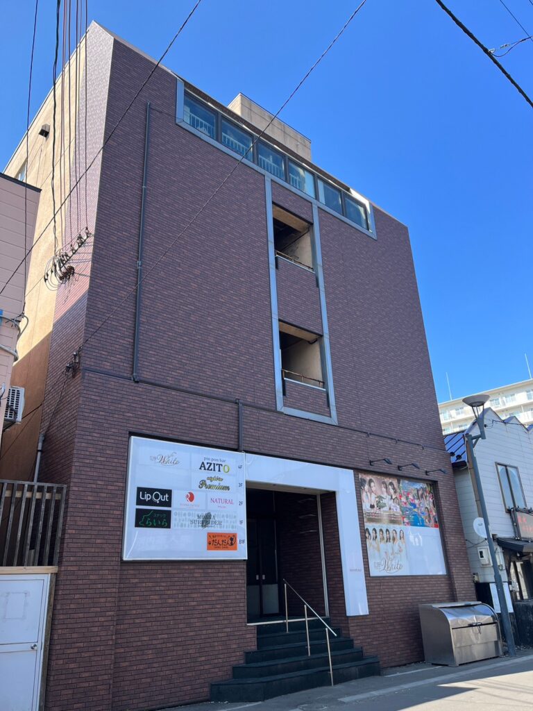 スクエアビルB1F-Ａ